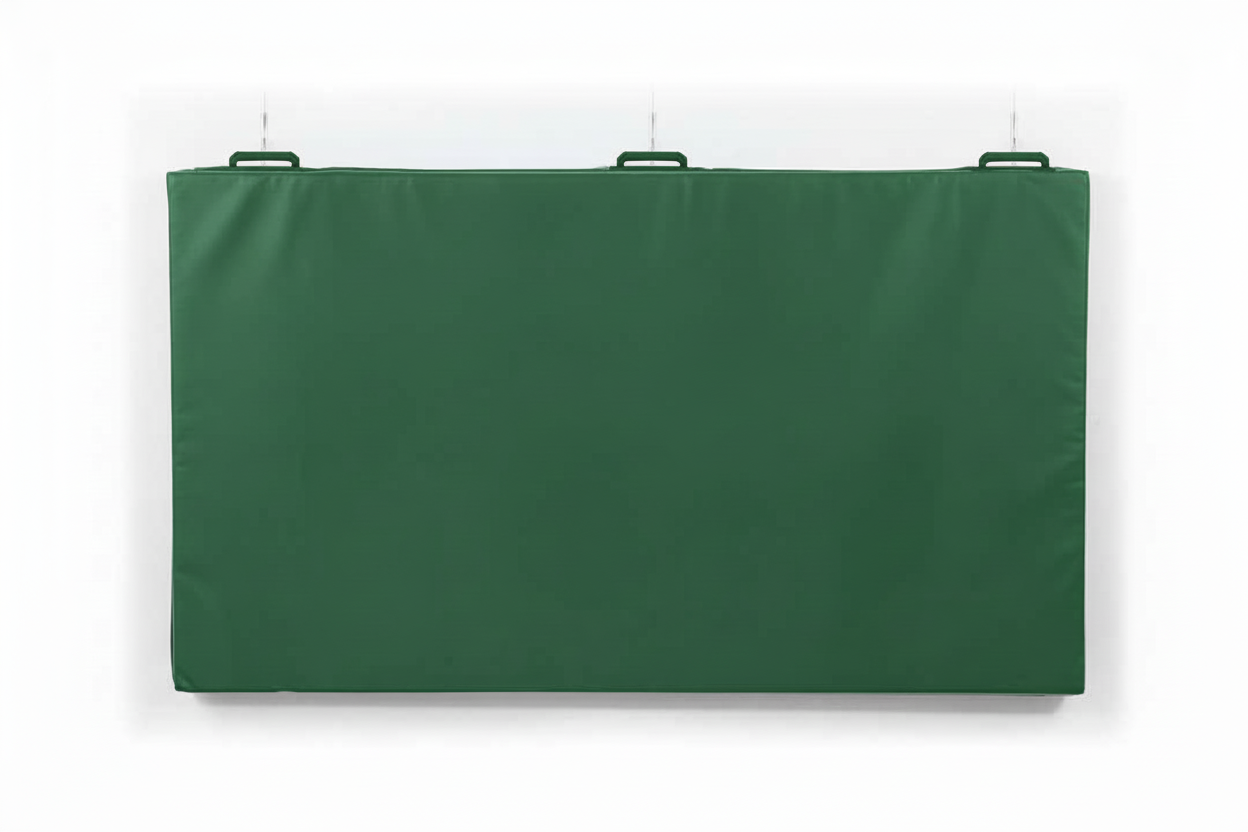 matelas de mur et sol vert