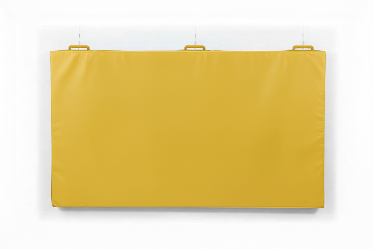 matelas de mur et sol jaune